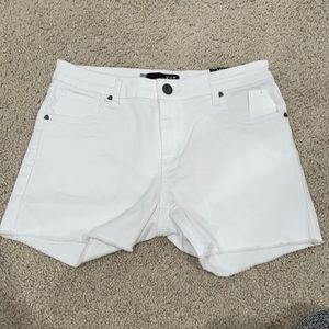 Kut from the Kloth white Gidget Fray Shorts size 4
